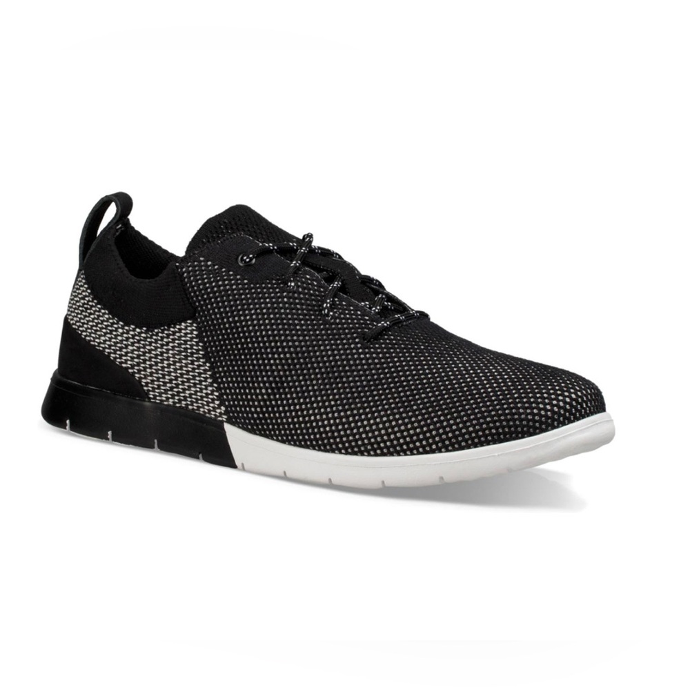 UGG Feli Hyperweave Ultra Light Sneaker Shoe Black & White Size 10.5